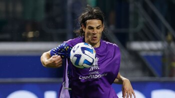 Cavani no viaja y aumentan