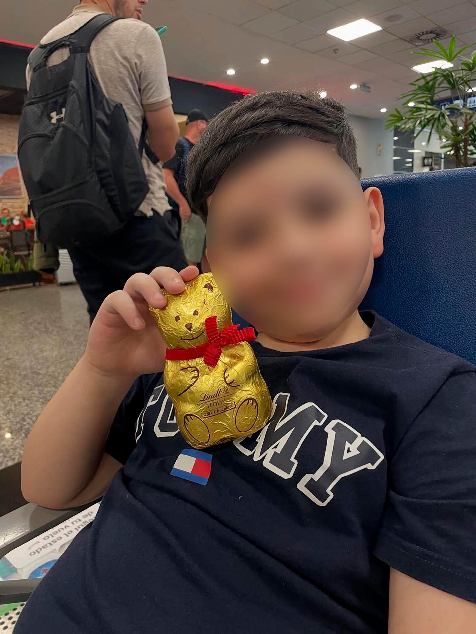 La familia de Bastián mantiene la esperanza de recuperación plena, a la espera de resolver la situación de su cabeza