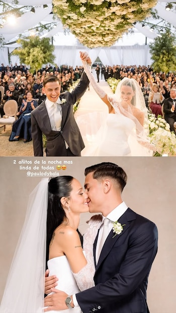 Dos fotos de boda. En la superior, novios saludan de pie a invitados en un pasillo decorado con flores. En la inferior, la pareja se besa en primer plano