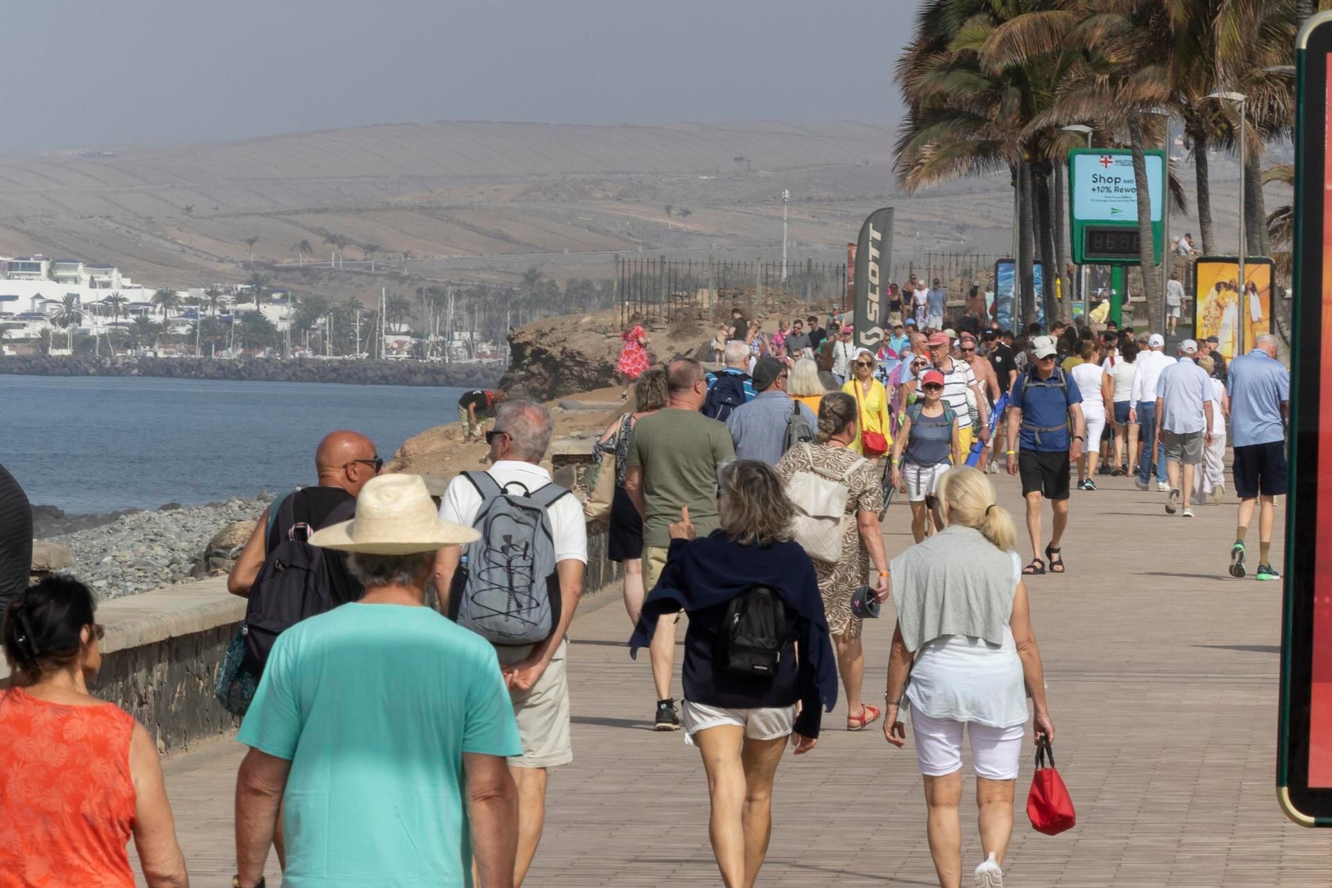 Esta es la lista con las cosas que están prohibidas en esta playa (EFE/Quique Curbelo)