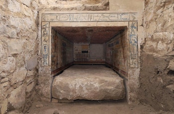 Tumba de un médico del antiguo Egipto (MINISTERIO DE TURISMO Y ANTIGÜEDADES DE EGIPTO)