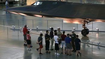 La NASA retiró al Blackbird de exhibición y llamó a ingenieros de casi 80 años: qué busca Estados Unidos