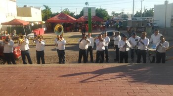 (Facebook: Banda Guamúchil)