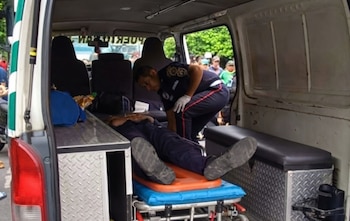 Un motociclista evadió un puesto de control en la Aldea Jardines y desencadenó una persecución policial en Puerto San José que terminó fatal para un agente de la PMT.