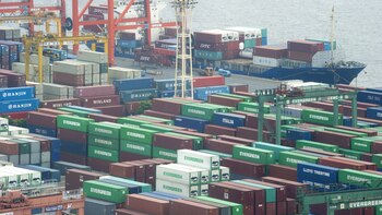 Japón registró un superávit comercial