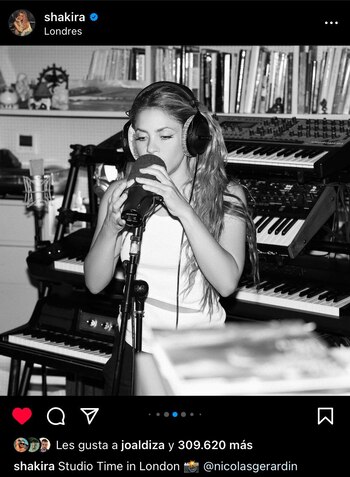 Shakira además de disfrutar las