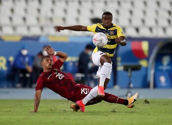 Jhegson Méndez es la gran revelación de Ecuador en la Copa América (Foto: REUTERS)