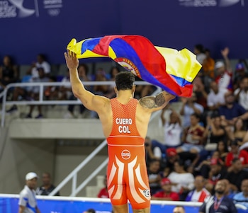 Jair Cuero ganó la primera medalla de oro para Colombia en la lucha grecorromana de Santo Domingo 2026 - crédito Comité Olímpico Colombiano
