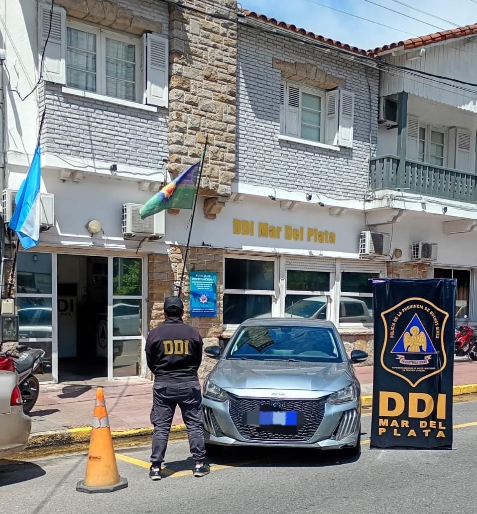 El auto robado en el que circulaba Brisa Paz