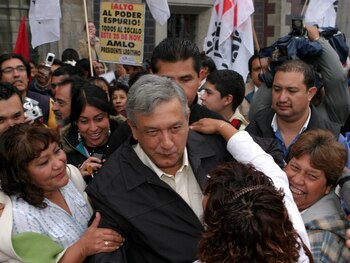 Andrés Manuel López Obrador durante