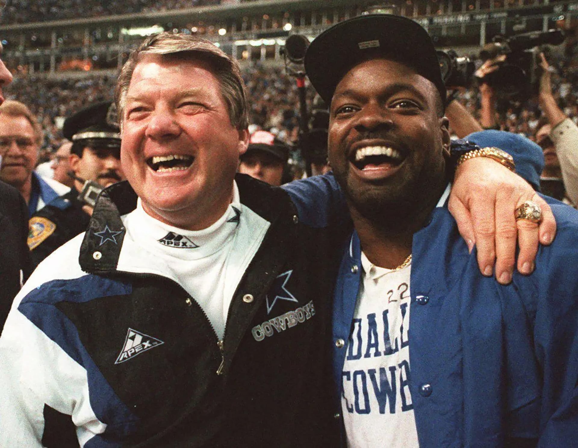 Smith conquistó tres títulos de la Super Bowl con los Dallas Cowboys en los años noventa y es el máximo corredor en la historia de la NFL (AP Photo/Ron Heflin, File)