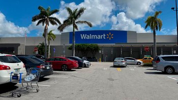 En Hallandale Beach Beach, en