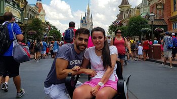 La atropelló una camioneta a