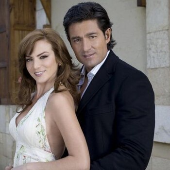 Silvia Navarro y Fernando Colunga