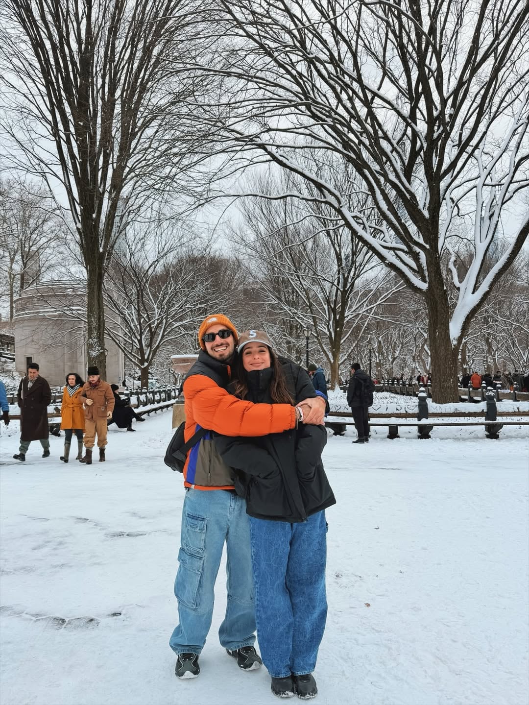 Las románticas postales de Nico Occhiato y Flor Jazmín Peña en Nueva York para terminar su año: “Se viene un 2026 aún mejor” (Instagram)