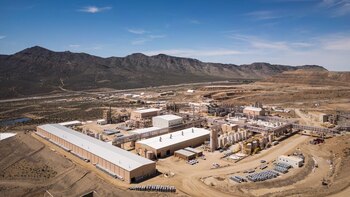 Mountain Pass, mina de tierras