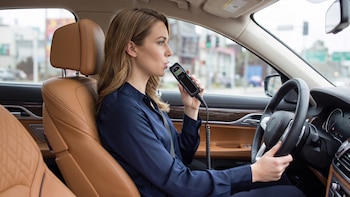 Tu próximo auto no arrancará si has bebido: arranca la nueva norma europea