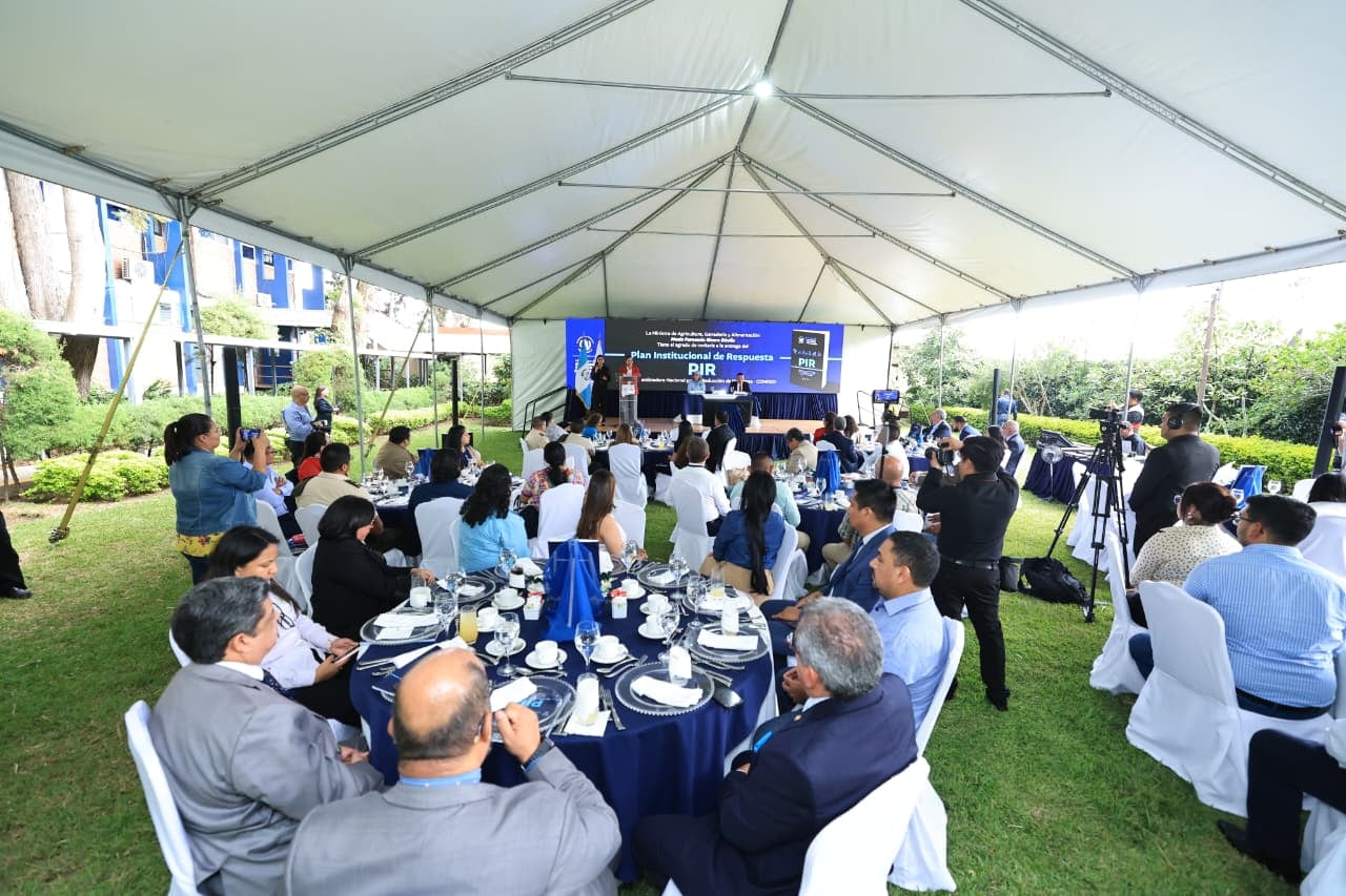 El MAGA presentó la actualización del PIR-2026, un plan enfocado en acciones anticipatorias y tecnología para proteger la producción agrícola en Guatemala. (Cortesía: MAGA)
