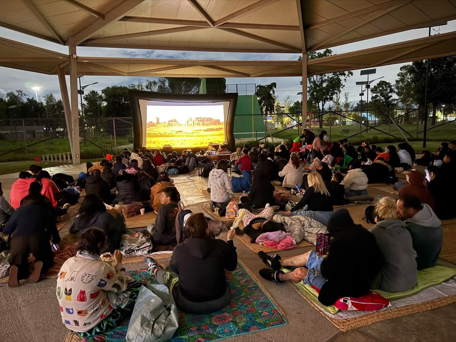 El ciclo de cine al aire libre se llevará a cabo los días 23, 24, 30 y 31 de octubre, además del 1 de noviembre. (Bosque de San Juan de Aragón)