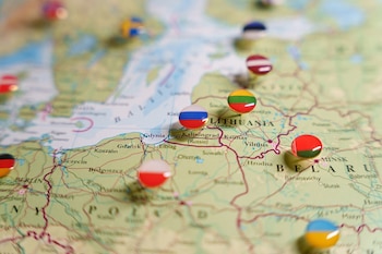 Aunque el desarrollo más visible se concentra actualmente en Eurasia y Medio Oriente, América del Sur también comienza a posicionarse dentro de esta tendencia (Imagen: Shutterstock)