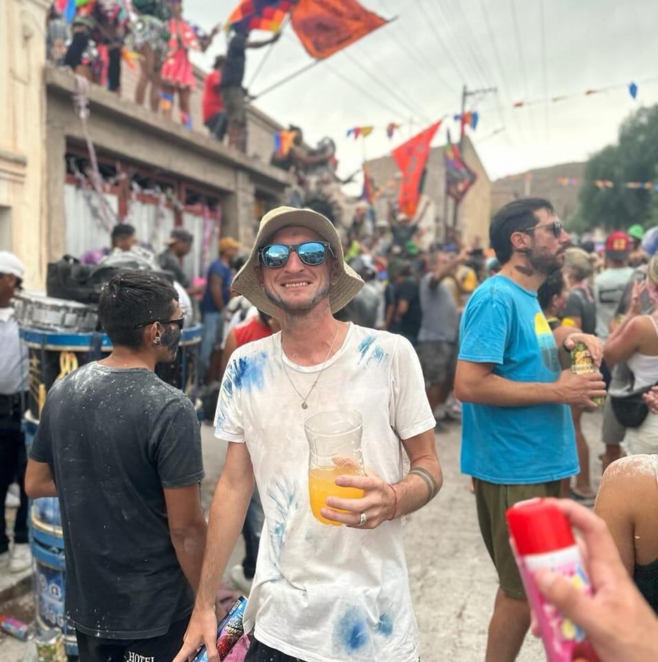 El santafesino organiza una rifa solidaria para costear sus gastos médicos en medio de la lucha contra el cáncer