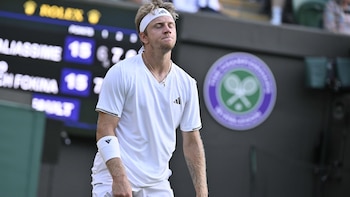 El tenista español Davidovich cae a las puertas del histórico Djokovic