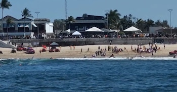 La Marina recomienda nadar en zonas supervisadas, alejarse de áreas con tráfico de embarcaciones y verificar condiciones de seguridad en lanchas, como el uso de chaleco salvavidas y la ausencia de sobrecupo. (Crédito: Secretaría de Marina)