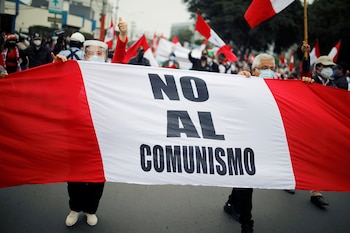 Seguidores de Keiko Fujimori protestan