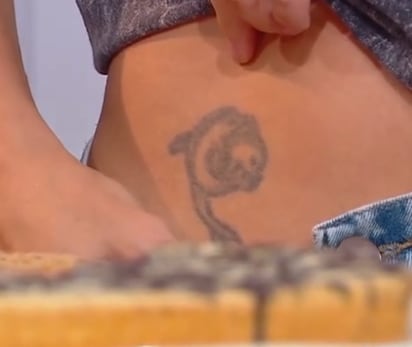 El diseño que la panelista quiere borrarse definitivamente de la piel (Captura de video)