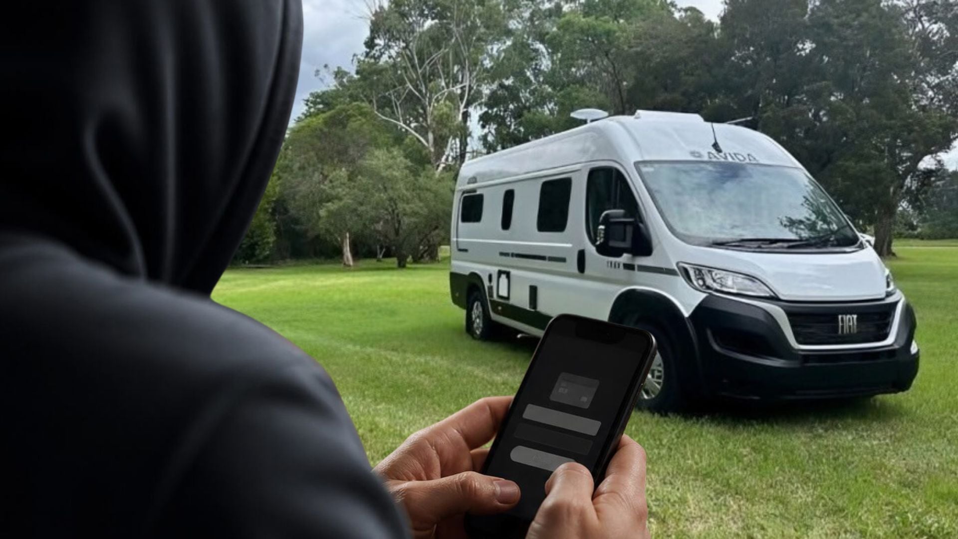 Puso su camper a la venta en Internet y perdió 45.000 euros (Avida Gold Coast)