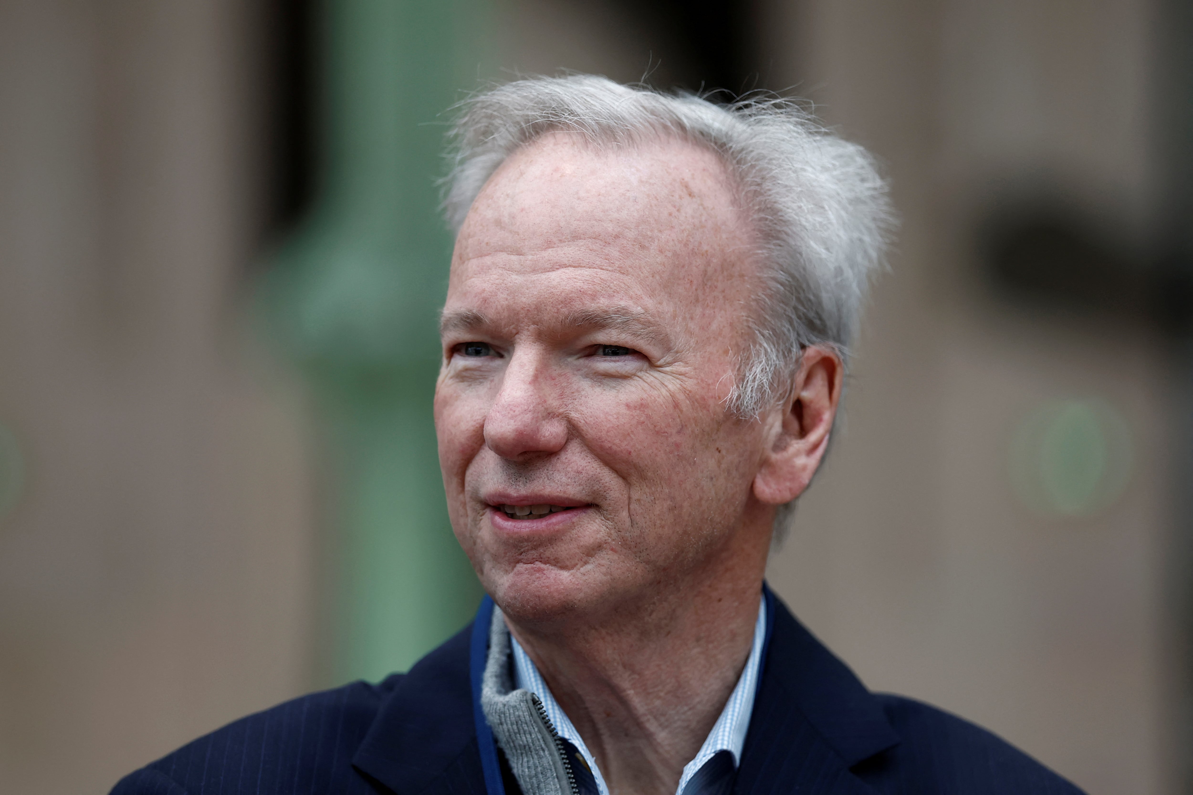 Eric Schmidt pronostica una transformación radical en la IA colaborativa gracias a agentes inteligentes capaces de resolver retos complejos en ciencia y tecnología (REUTERS/Benoit Tessier)