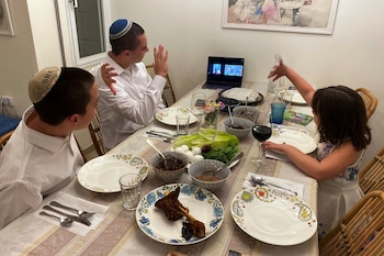 Tres hermanos en la ciudad