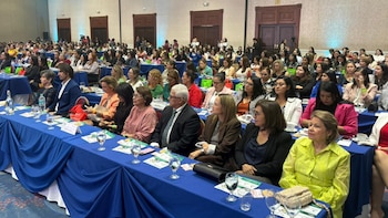 Cámara de Comercio celebra congreso dedicado al liderazgo de las mujeres en el ámbito empresarial de El Salvador