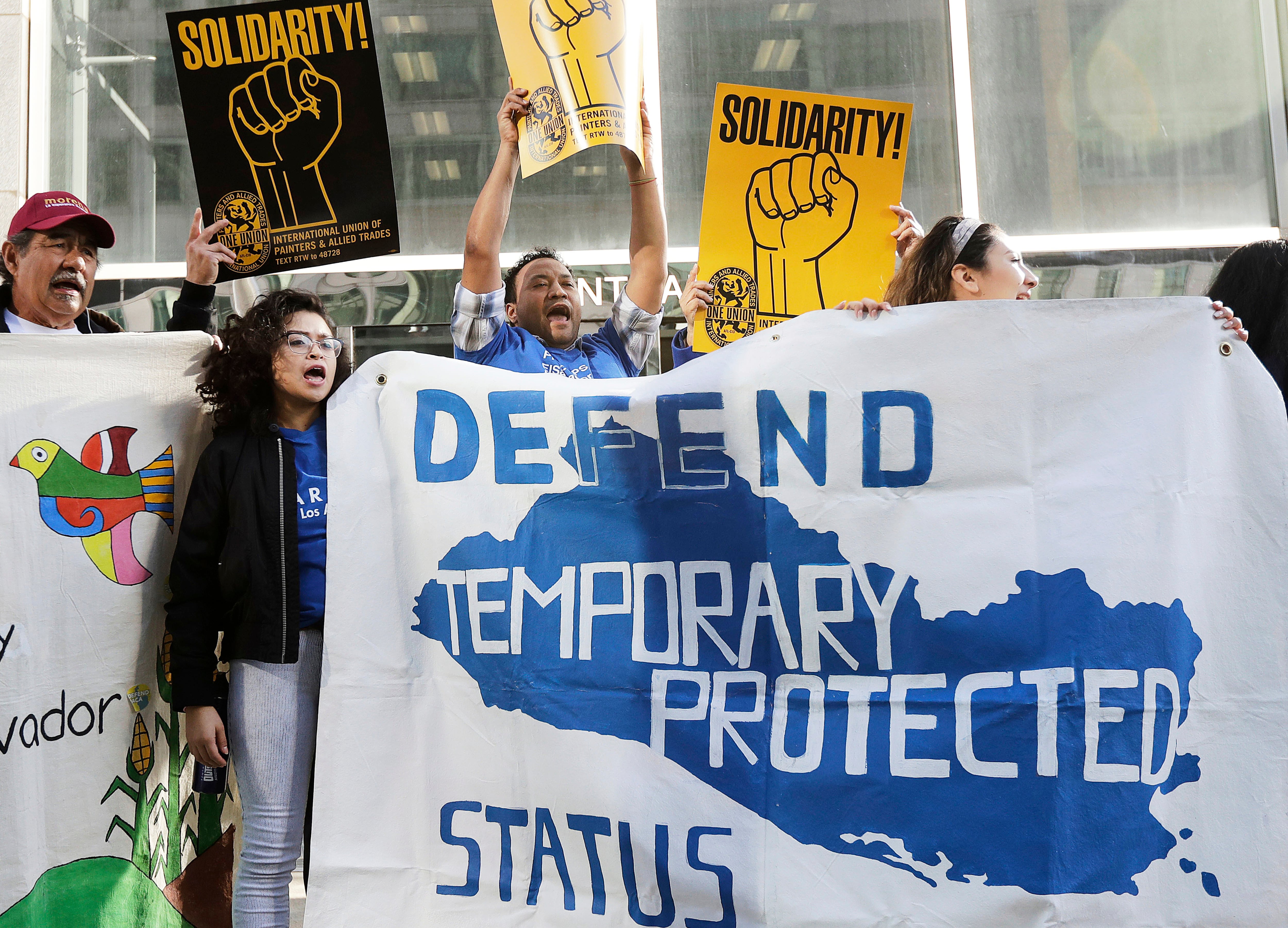 Congreso de El Salvador espera que Estados Unidos prorrogue el TPS para 170,000 salvadoreños