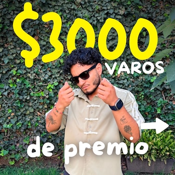 Un hombre con gafas de sol y tatuajes posa frente a una pared de hiedra junto al texto de tres mil varos de premio y una flecha blanca