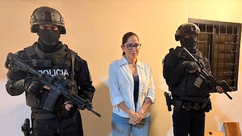 Rafael Correa confronta a quienes respaldan a Luisa González tras la detención de la excandidata