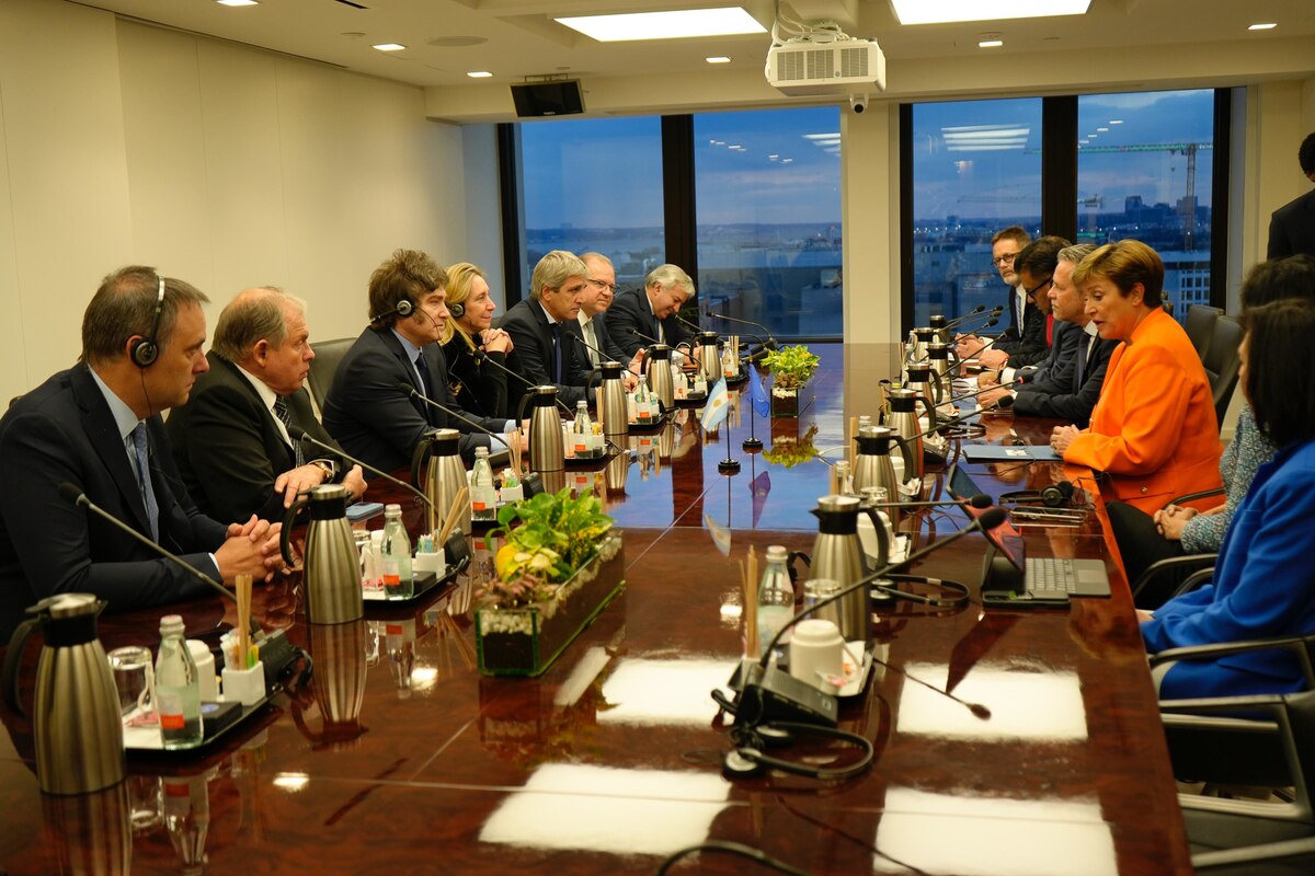 QKQDEMCCGJF6RFPPBH2MLNUC5Y