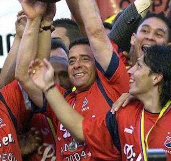 Equipos del futbol colombiano lamentaron la muerte del ex futbolista y director técnico - crédito @wbeimarlodice/X