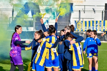 Rosario Central vuelve a la Primera del fútbol femenino tras una temporada en el ascenso (@rcentralfem)