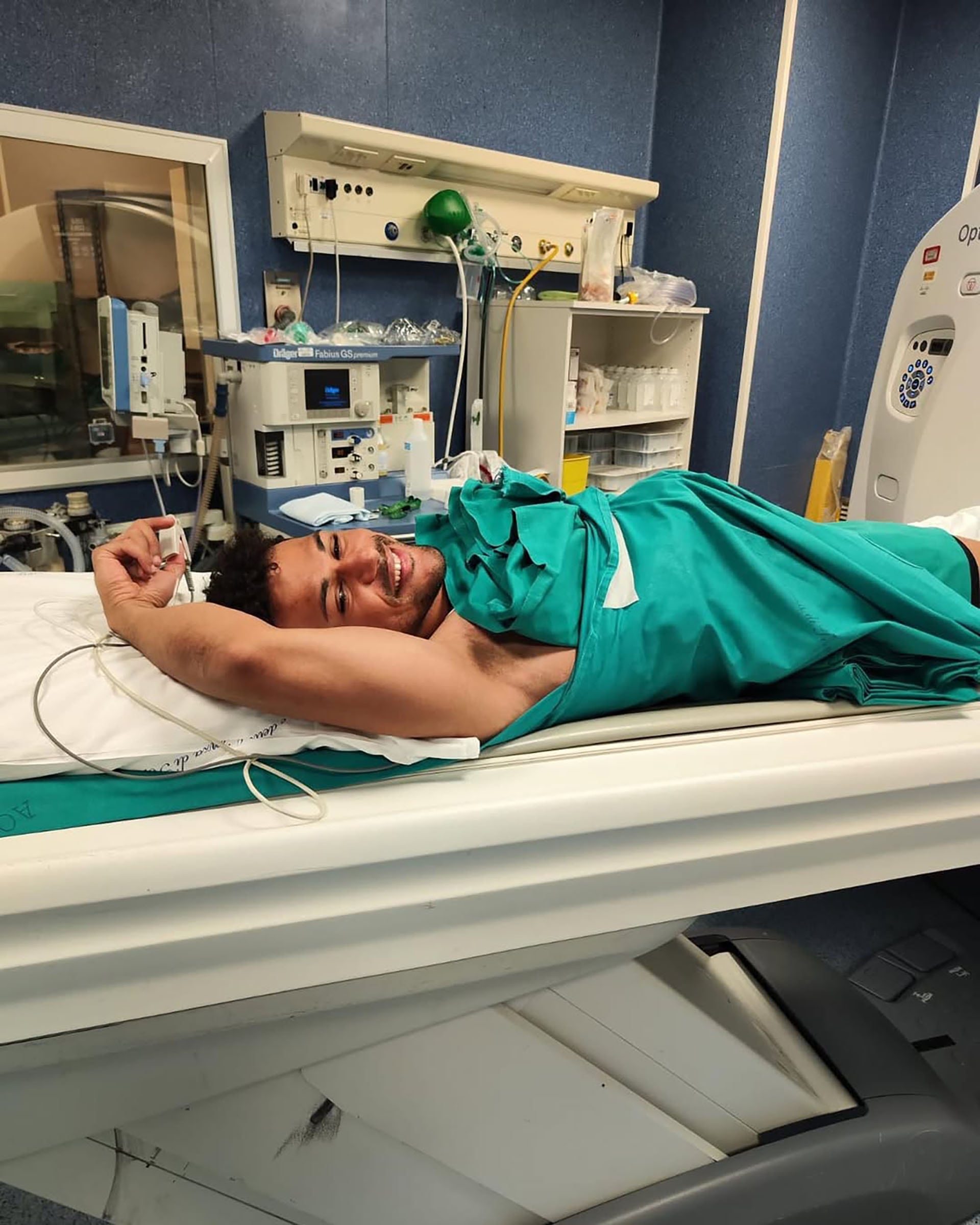 El diagnóstico de osteosarcoma condroblástico sorprendió a Antonicelli en pleno auge personal y profesional, marcando un giro en su vida (@pettor_ale)