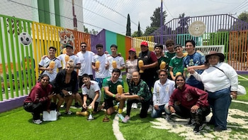 Con miras al Mundial 2026, Venustiano Carranza rehabilita 26 canchas deportivas