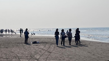 En Semana Santa, Pemex presume playas limpias en costas del Golfo de México