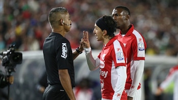 Este fue polémico gol anulado