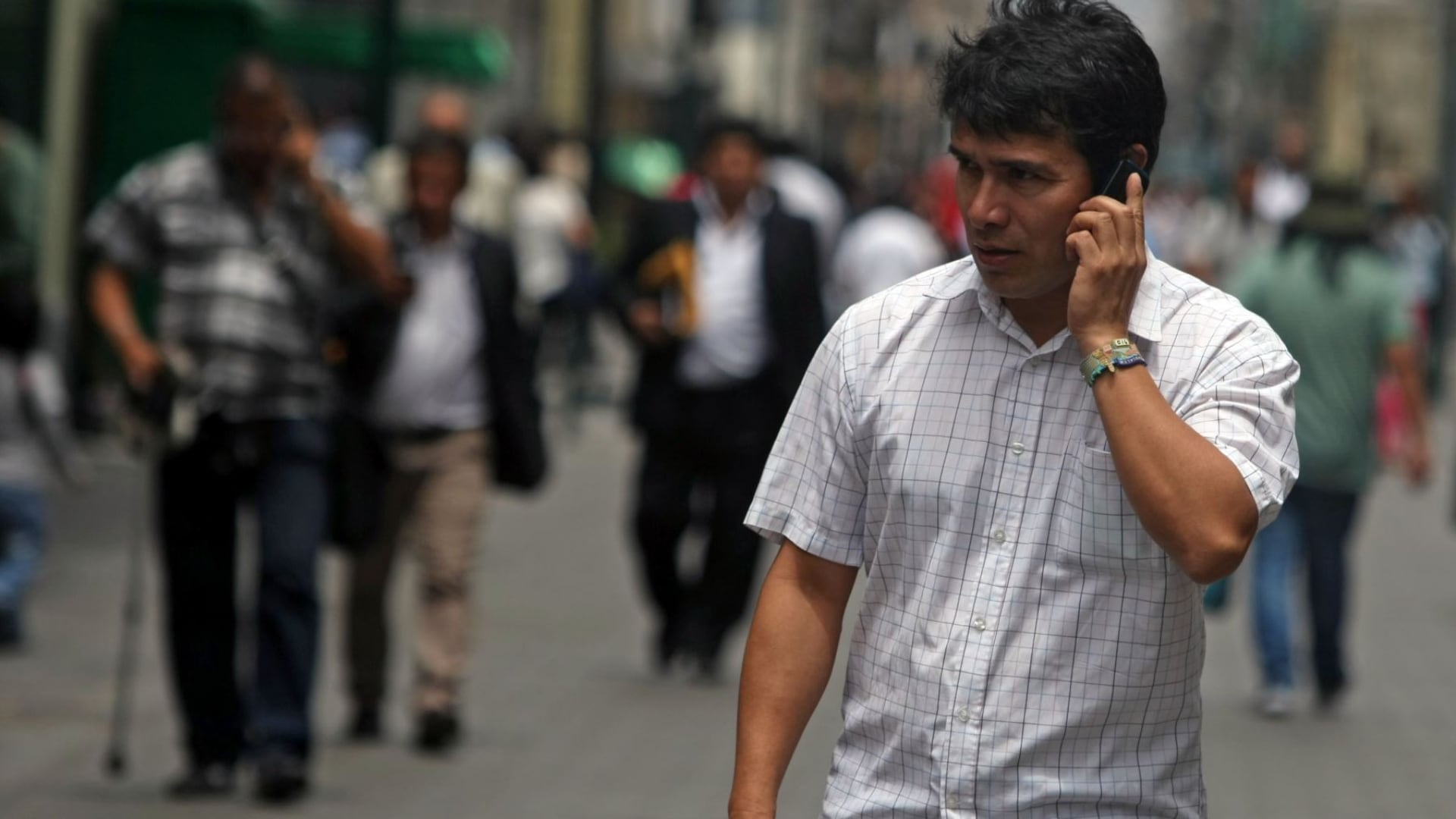 Usuarios pueden recibir un pago adicional si se interrumpe su servicio de telefonía o internet