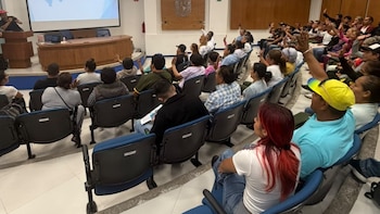Capacita Laumir a su personal para fortalecer la higiene en hospitales