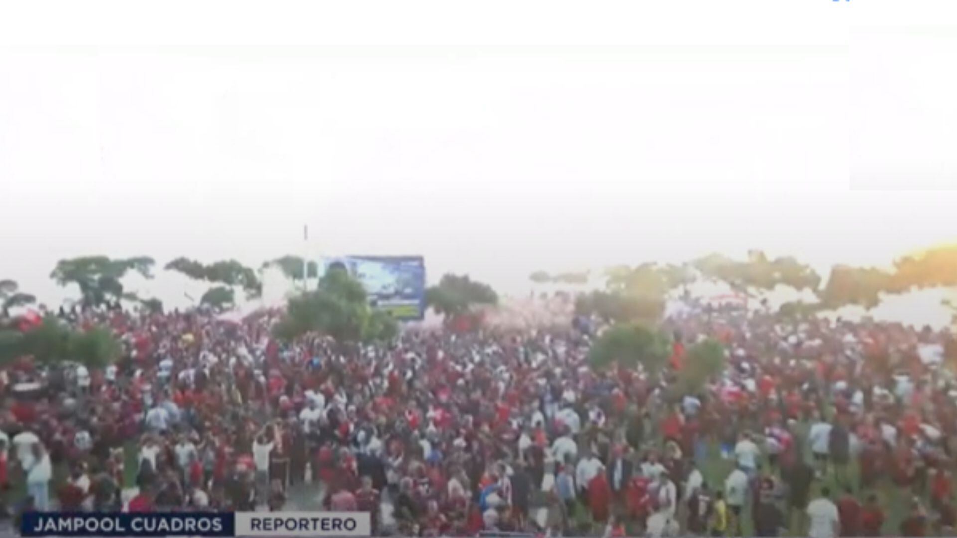 Final de Copa Libertadores 2025: Más de 4 mil hinchas del Flamengo armaron banderazo en el parque María Reiche