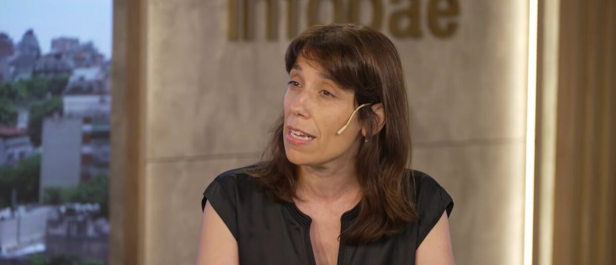 María Laura Foresti, ingeniera química, explica que el desarrollo del nanopapel bacteriano con insumos nacionales representa un avance clave en la conservación del patrimonio documental argentino