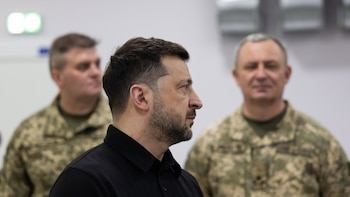 Zelenski estima que la guerra con Rusia continuará al menos hasta noviembre