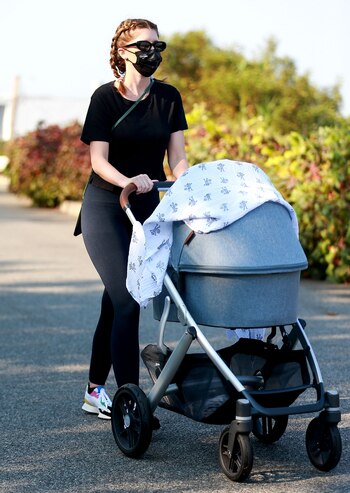 Celebrities-en-un-clic-Katherine-Schwarzenegger-02102020
