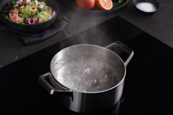 Flexible, inteligente, moderna, precisa. Así